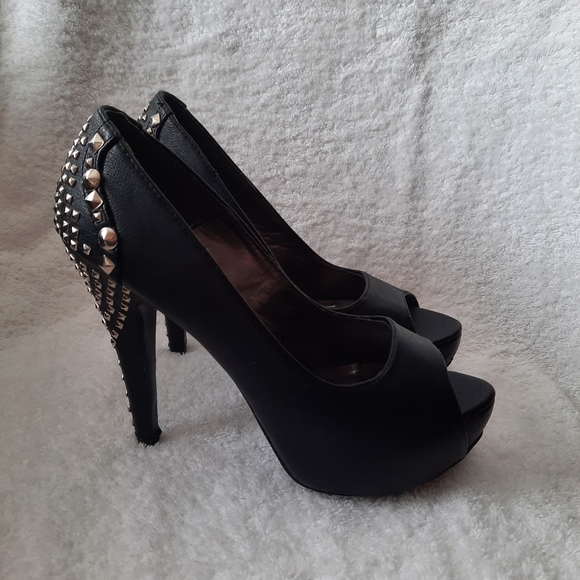 black heels with beautiful design on theback sz8/9 - Picture 4 of 12